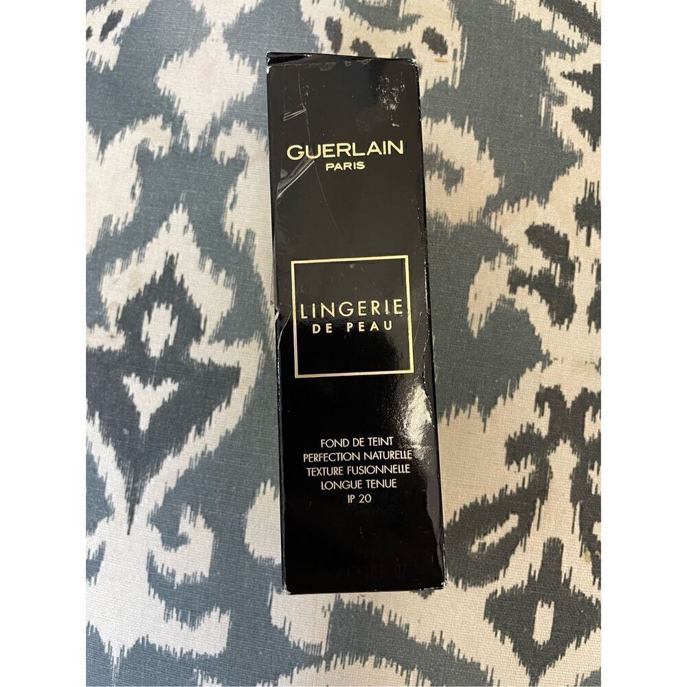 Guerlain Lingerie De Peau Natural Perfection Foundation SPF 20 ~ 05N Fonce Deep